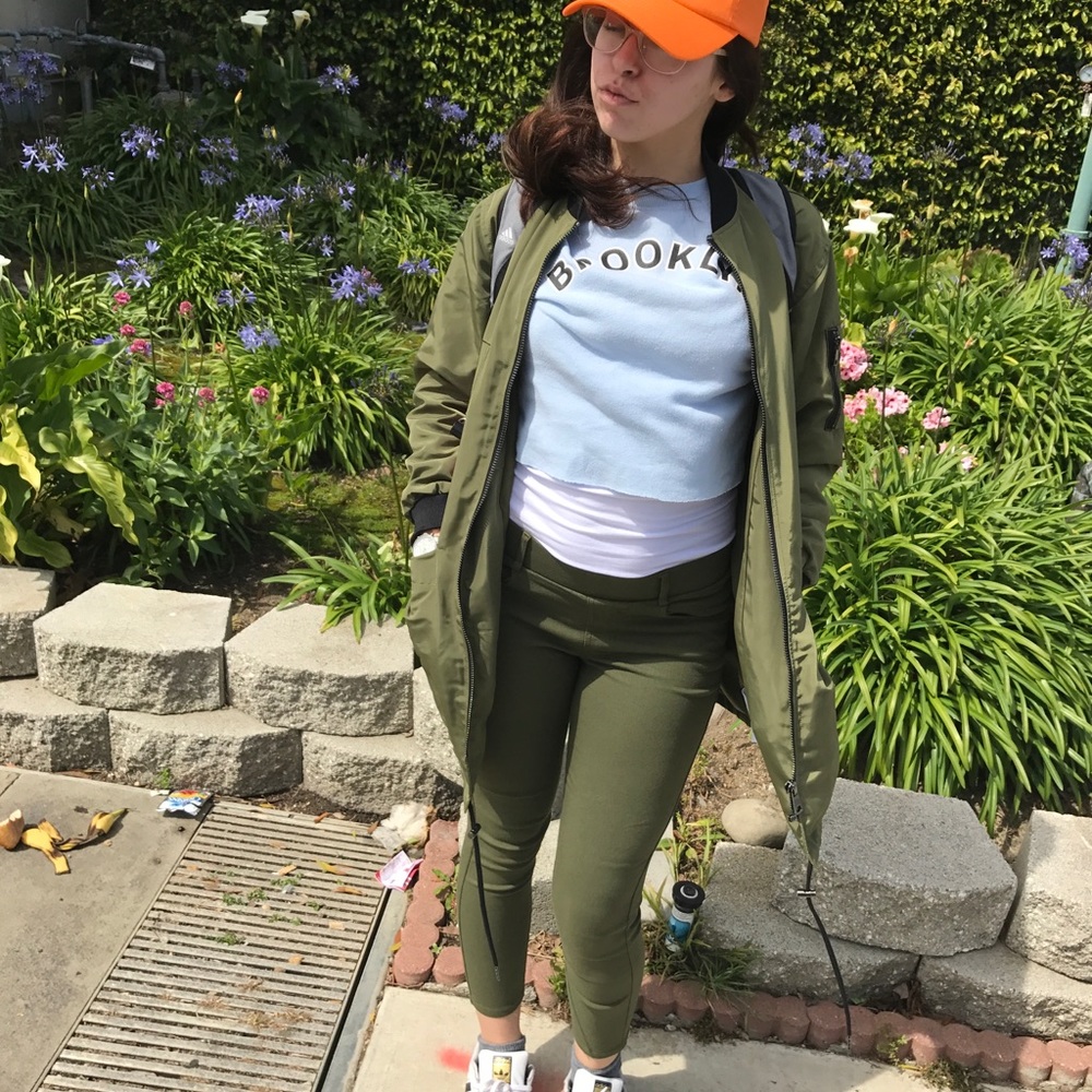 Forever 21 crop sweater - Picture 8 of 11